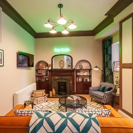 The Florin - 1 Bedroom In Central By Mint Апартаменты *