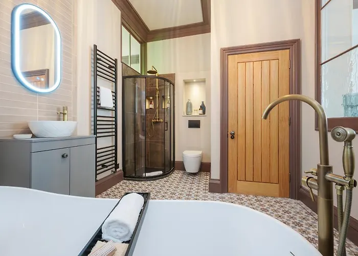 The Florin - 1 Bedroom In Central By Mint Апартаменты *